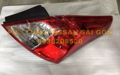 Đèn hậu bên phải Sunny 26554-3AA0B