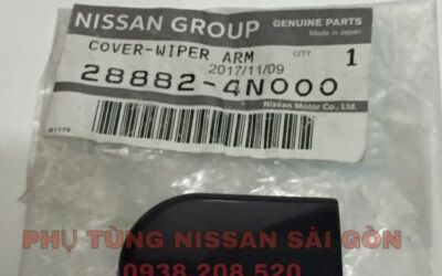Ốp cần gạt mưa Navara 28882-4N000