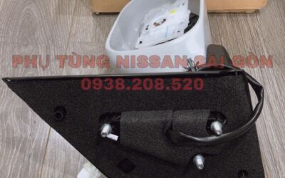 Cụm gương hậu bên phải Livina 96301-CP20A và K6301-CJ01C