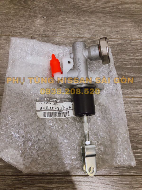 Tổng côn (Xylanh côn tổng) Navara 30610-JR80A