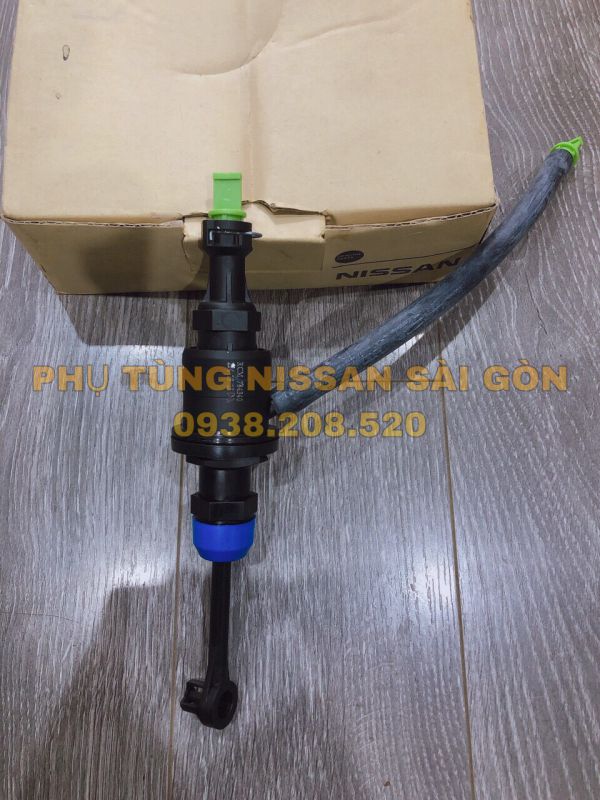 Tổng côn (Xylanh côn tổng) Livina 30610-1KM0A