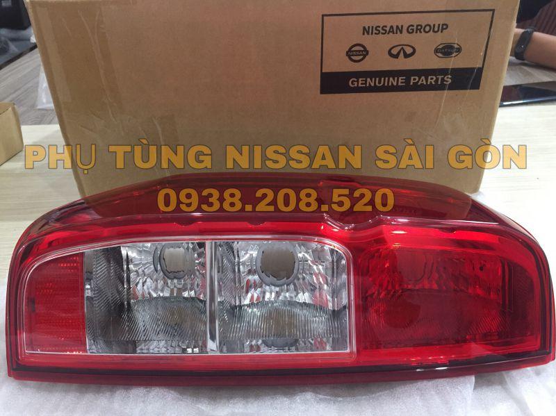 Đèn hậu bên trái Navara 26559-EB70A