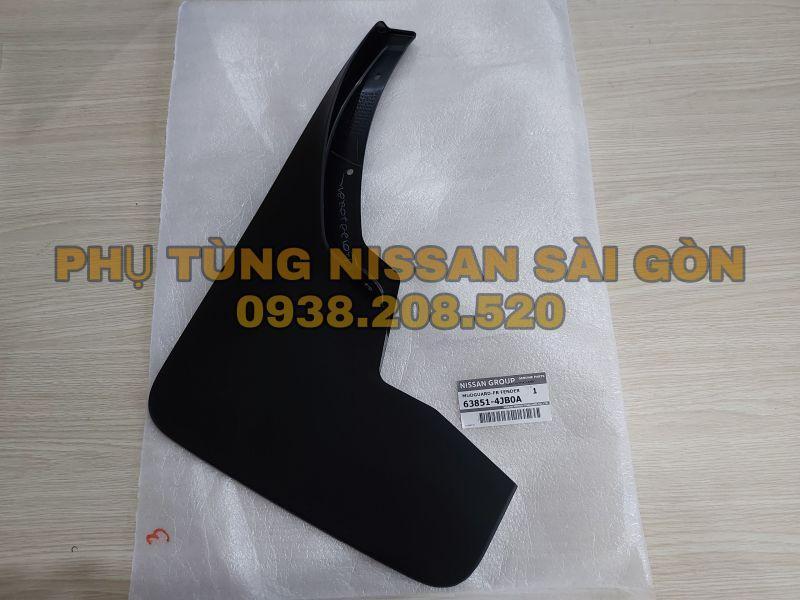 Chắn bùn bánh xe trước trái (loại ngắn) Navara 63851-4JB0A