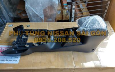 Ngựa giữa phần đầu Navara 96905-4JA5A