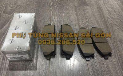 Bố thắng trước X-Trail 41060-8H386