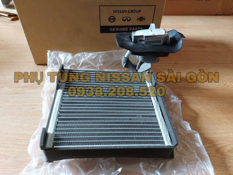 Cụm giàn lạnh trước Livina và Tiida 27280-ED50C