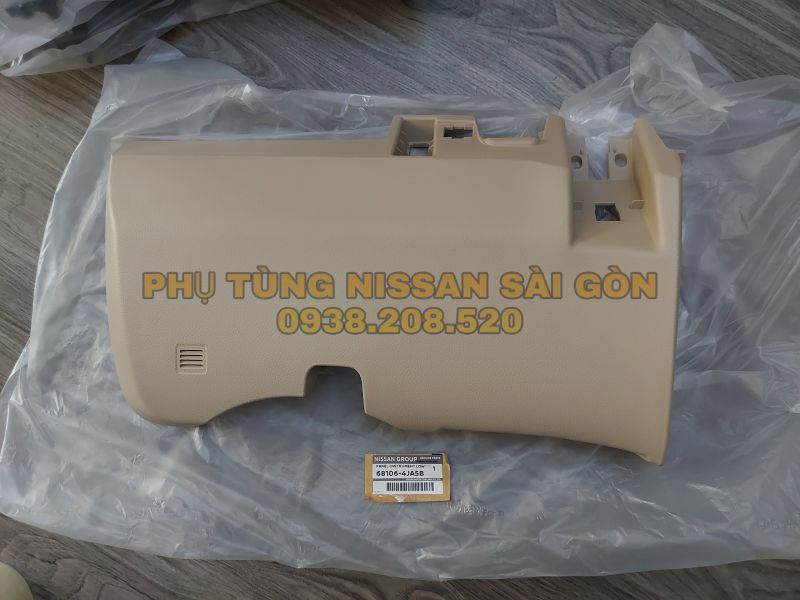 Ốp dưới táp lô bên trái Navara 68106-4JA5A