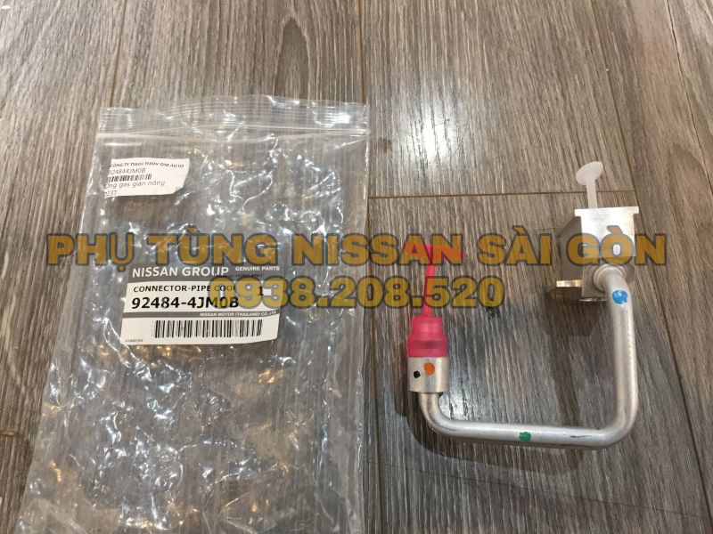 Ống ga nối vào giàn nóng bên phụ Navara 92484-4JM0B