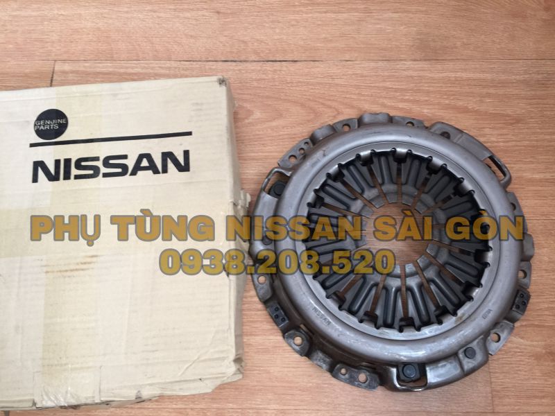 Mâm ép đơn Navara 30210-EB70A