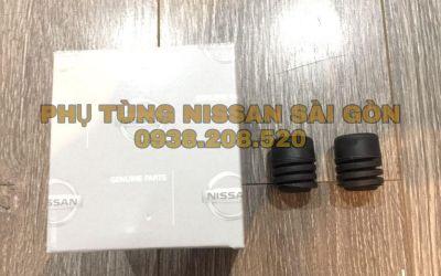 Cao su nắp capo Navara và Terra 65829-EB700