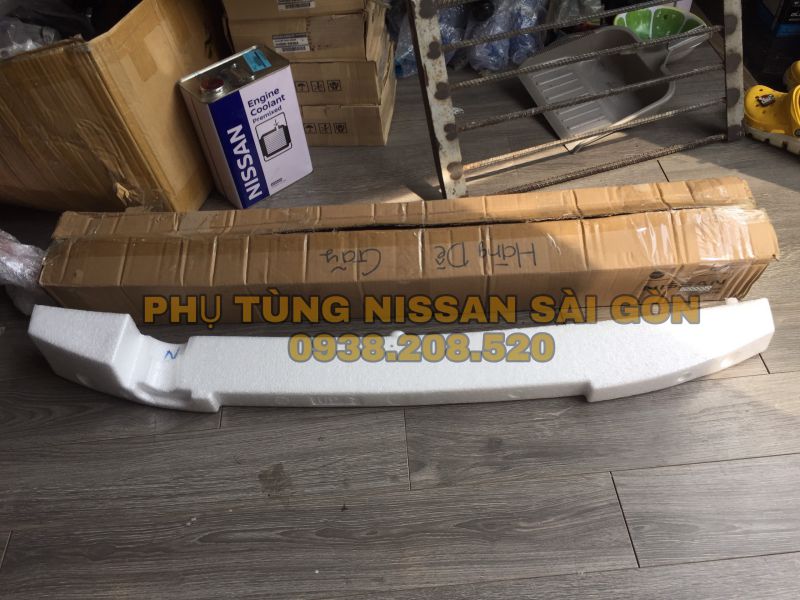 Mút xốp cản trước Sunny 62090-3BF0A