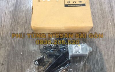Motor nâng kính trước trái Navara 80731-8991A