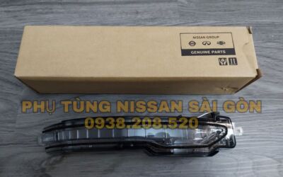 Xi nhan gương hậu bên phải Navara và Terra 26160-4KE0A