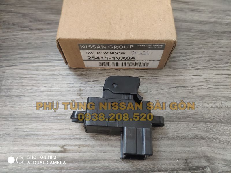 Công tắc nâng kính sau bên trái Sunny (Hàng tốt) 25411-4LA0A và 25411-1VX0A