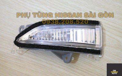 Đèn xi nhan gương hậu bên phải Sunny 26160-3BN1A và 26160-6W80B