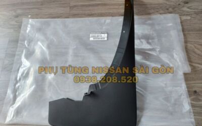 Chắn bùn bánh xe trước phải Navara 63850-EB710