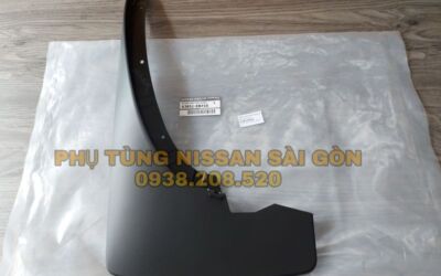 Chắn bùn bánh xe trước trái Navara 63851-EB710