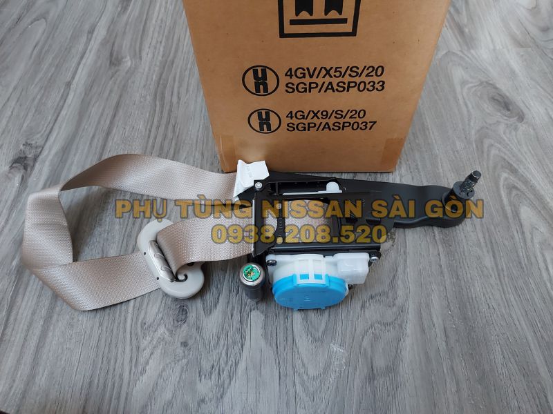 Dây đai an toàn trước bên phải Navara và Terra 86884-5JK8C