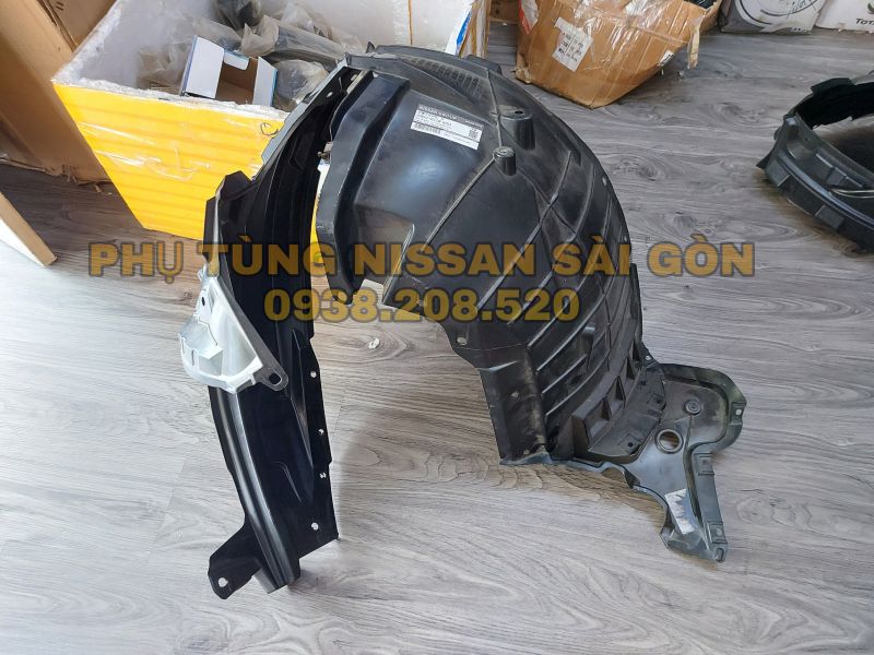 Chắn bùn lòng vè trước bên trái X-Trail 63843-4CB0B và 63843-4CL0A