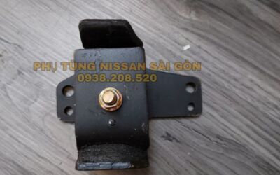 Cao su chân máy phía trước bên trái Patrol (Hàng tốt) 11220-2S710