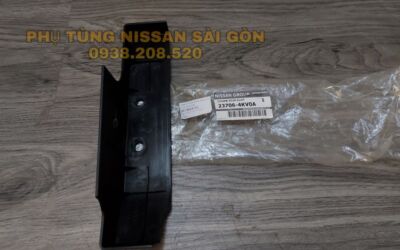 Ốp che hộp ECU động cơ Navara và Terra 23706-4KV0A