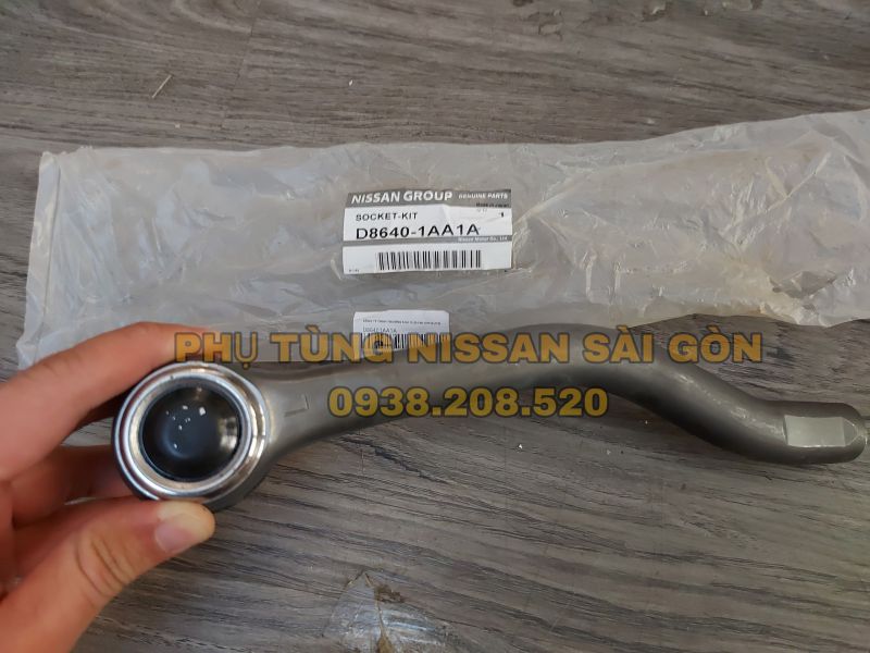 Rotuyn lái ngoài bên trái Teana (Đài Loan) D8640-1AA1A
