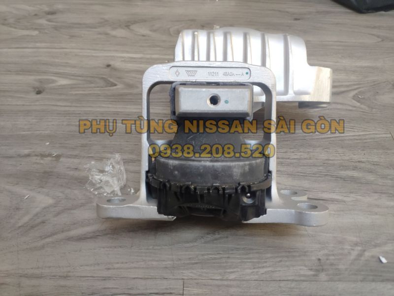 Cao su chân máy phía trước bên phải X-Trail 2.5 11210-4BA0A và 11211-4BA0A