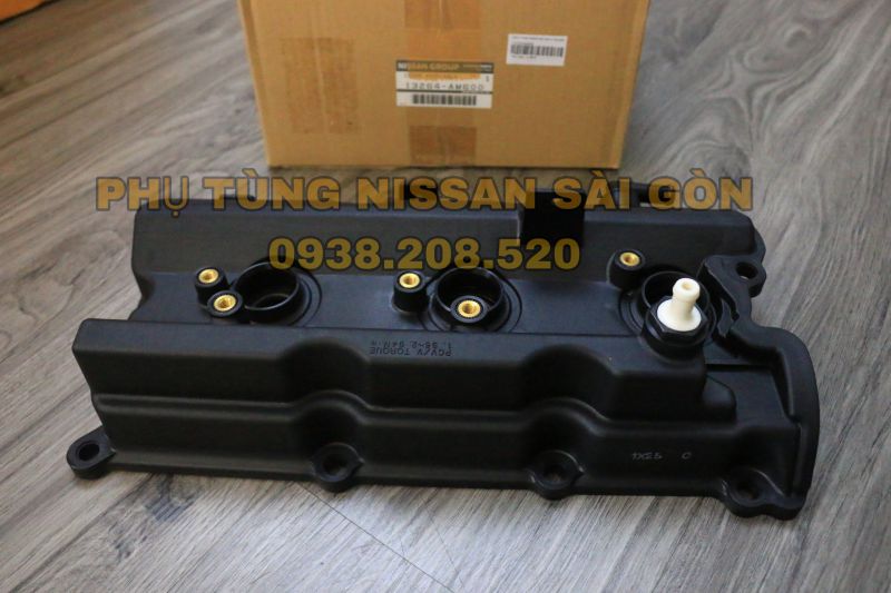 Nắp dàn cò bên phải Infiniti 13264-AM600
