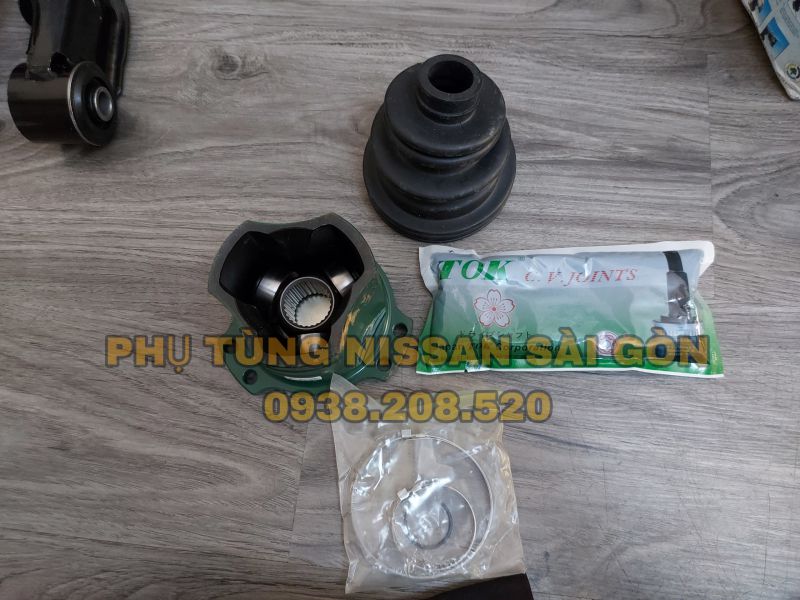 Đầu láp trong Navara (Hàng tốt) 39711-35F10