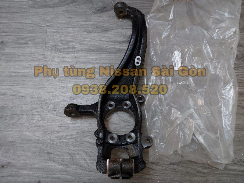 Ngỗng bắt bi moay ơ trước bên phải Navara (Hàng tốt) 40014-EB700