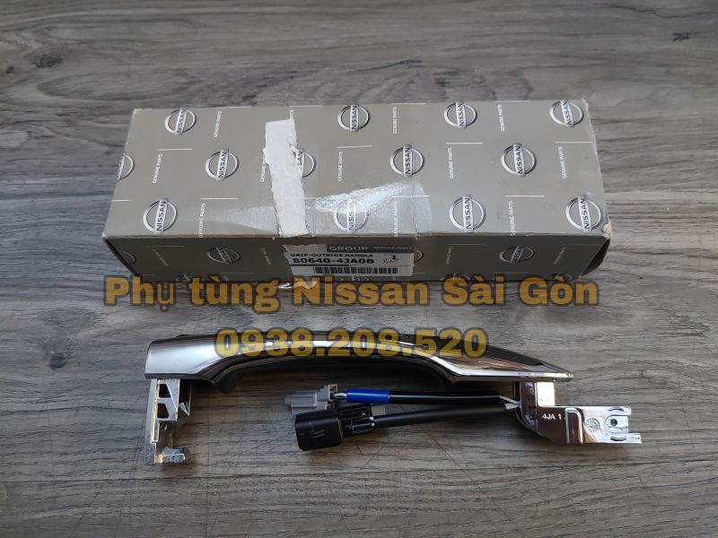 Tay nắm cửa phần dài có dây điện Navara và X-Trail 80640-4JA0B và 80640-6FL0B