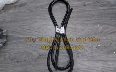 Ron kính chắn gió Navara và Terra 72752-4JA0A