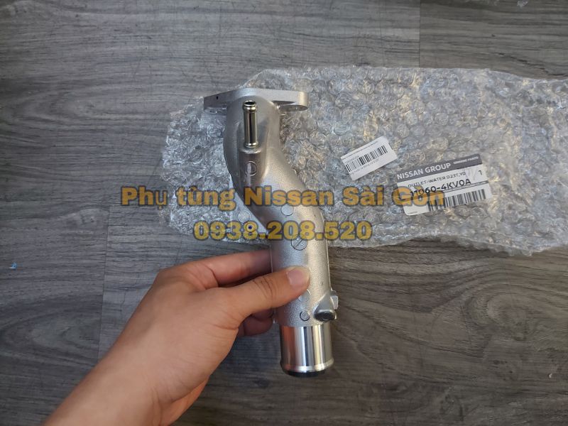 Ống nước ra động cơ Navara và Terra 11060-4KV0A