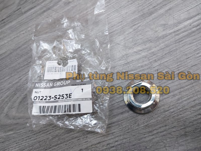 Con tán thước lái Navara và Terra 01223-S253E