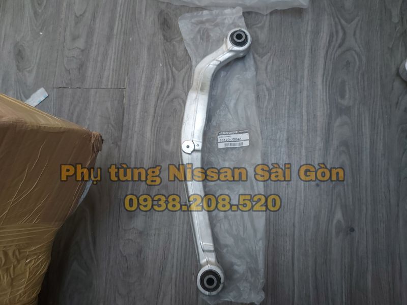 Càng I cong sau bên phải X-Trail 55120-JD04A và 55120-JD00B
