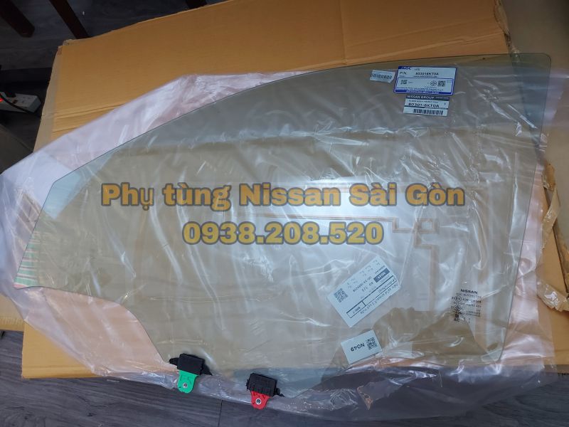 Kính cửa trước bên trái Navara Pro4x 80301-6KT0A