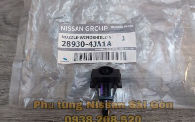 Vòi xịt nước rửa kính trước bên phải Navara 28930-4JA1A