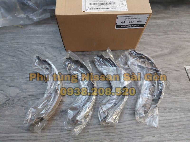 Guốc phanh sau Almera D4060-5RF0A