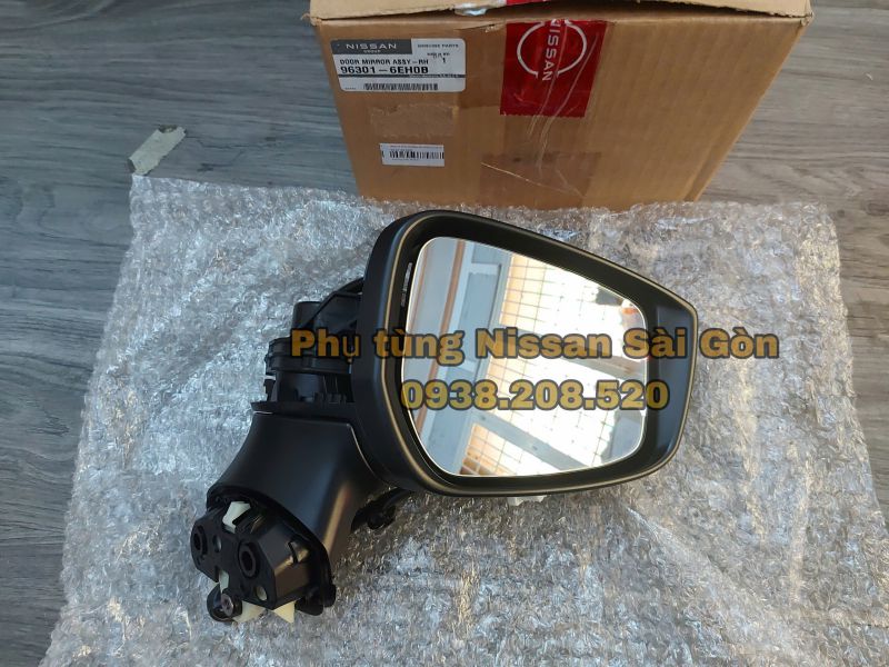 Cụm gương hậu bên phải không có camera Almera 96301-6EH0B