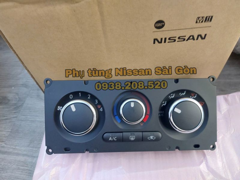 Công tắc điều chỉnh máy lạnh Navara 27510-KH70A