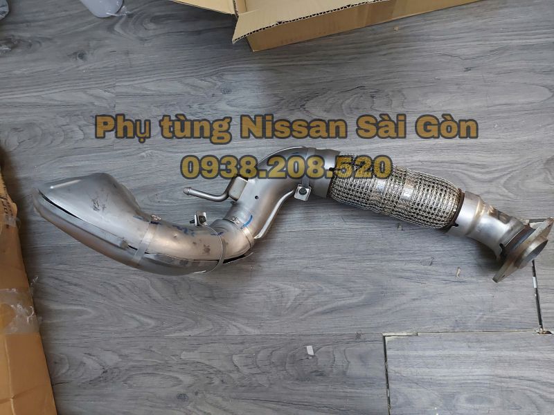 Ống pô đoạn đầu X-Trail 200B0-4CF4A