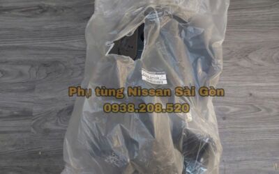 Tấm hướng gió két nước bên phải Navara Pro4x 21468-6KG0A