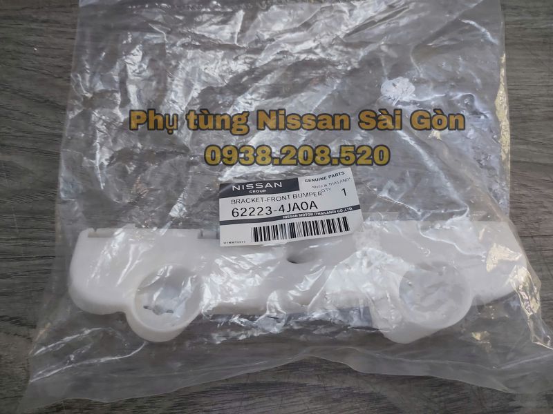 Bass cản trước bên trái Navara và Terra 62223-4JA0A