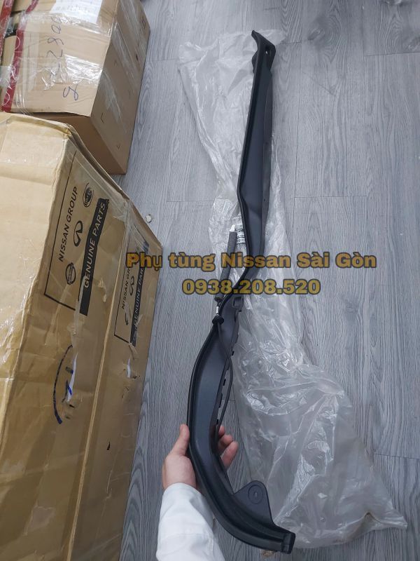 Công tắc điện mở cốp sau bên phải (Cảm biến va chạm) X-Trail 90568-4BA1A