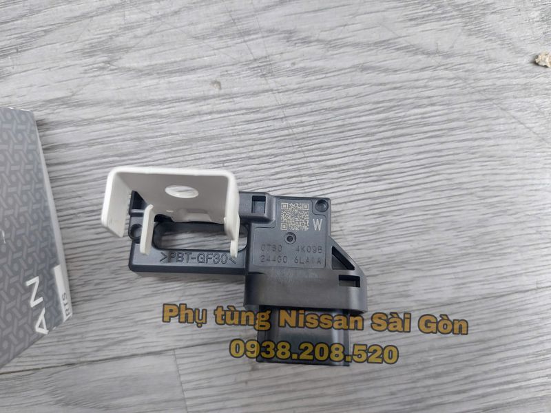 Cảm biến gắn cực âm bình ắc quy (Cảm biến accu) Almera 244G0-6LA1A
