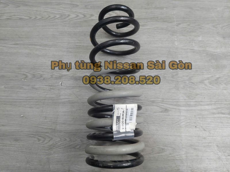 Lò xo phuộc sau Navara Pro4x 55020-6KM3A