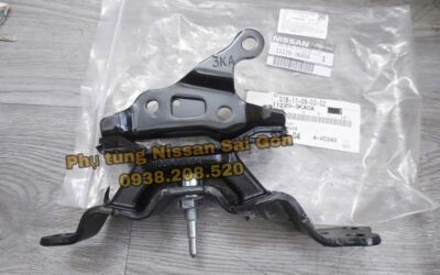 Cao su chân máy bên trái Infiniti 11220-3KA0A