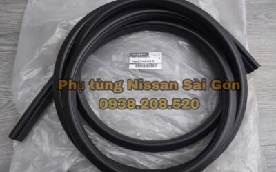 Ron khung cửa sau X-Trail 76923-4CA1A và 76923-4CL0A