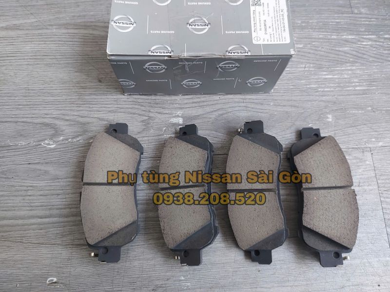 Bố thắng trước Almera D1060-5RF0A