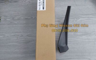 Ốp chân kính chắn gió bên phải X-Trail 66894-4CL0A